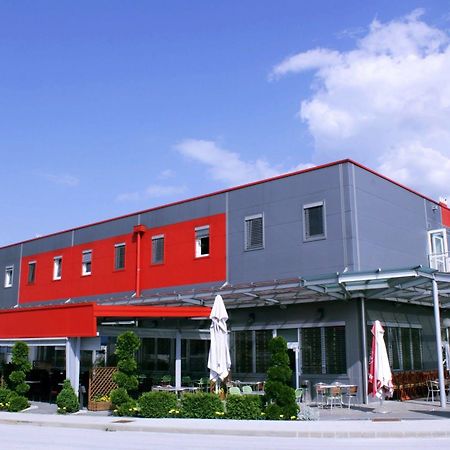 Hotel Galaksija Trebnje Exteriör bild