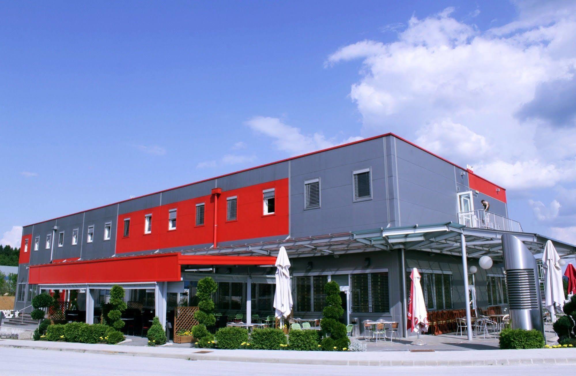 Hotel Galaksija Trebnje Exteriör bild